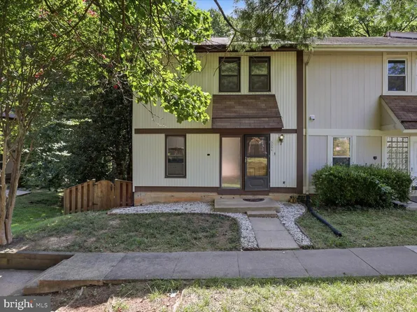 5554 Peppercorn Dr, Burke, VA 22015