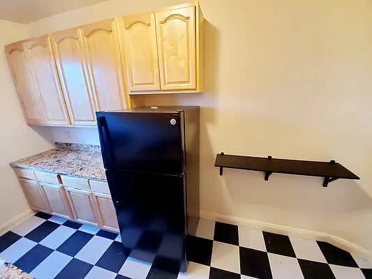 Rented by Brooklyn Property Group LLC | media 6