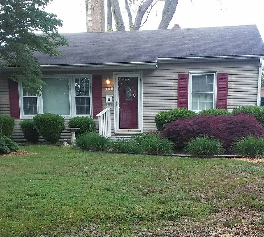 908 S Villa Dr photo 1