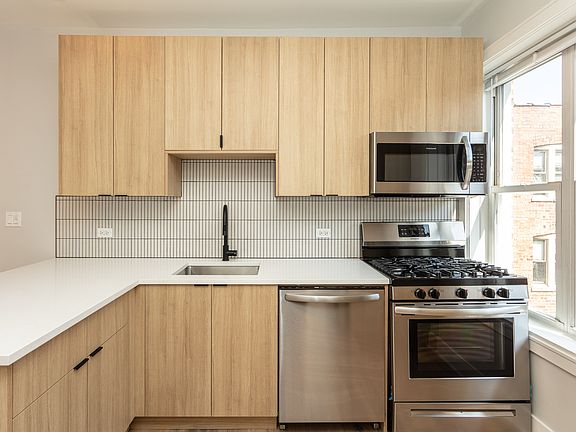 2nd image of 4121 W Belle Plaine Ave APT 16