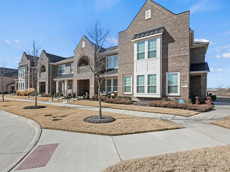 8683 Dynasty Ln — Photo 26