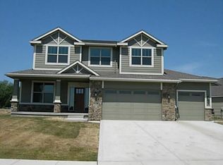 404 NE 51st Ct, Ankeny, IA 50021