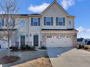 16 Irvington Dr, Greer, SC 29650