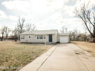 3215 N Elm St, Hutchinson, KS 67502