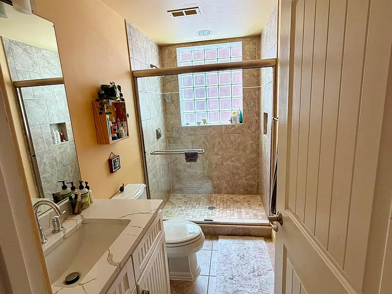 1464 Harvard St NW #7 — Photo 12
