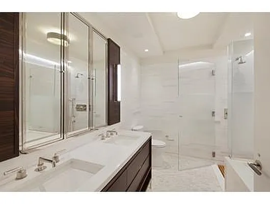 Rented by Douglas Elliman | media 14