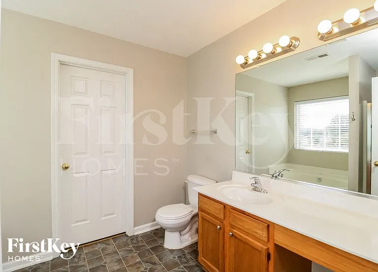 225 Brycewood Dr — Photo 8