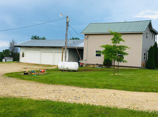 S3358 County Road M, Fountain City, WI 54629