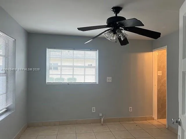 732 Moffett St #4A — Photo 7