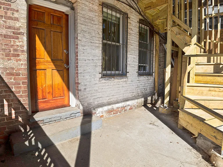 864 Huntington Ave #1 — Photo 17
