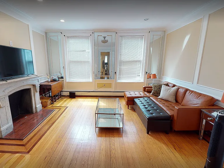 414 Beacon St #1 — Photo 1