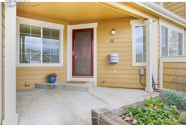 805 Summer Hawk Dr #B11 — Photo 2