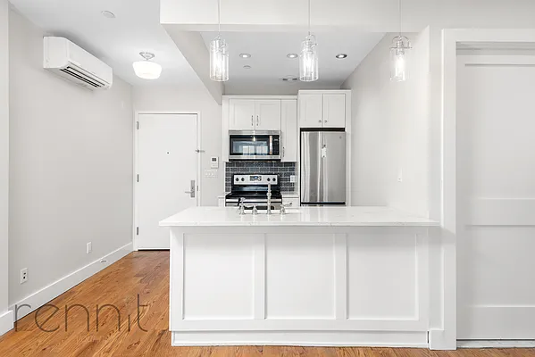 Rented by Rennit Inc. | media 15