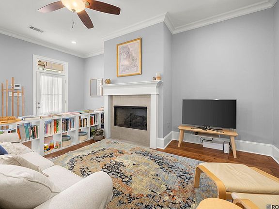 4th image of 622 France St