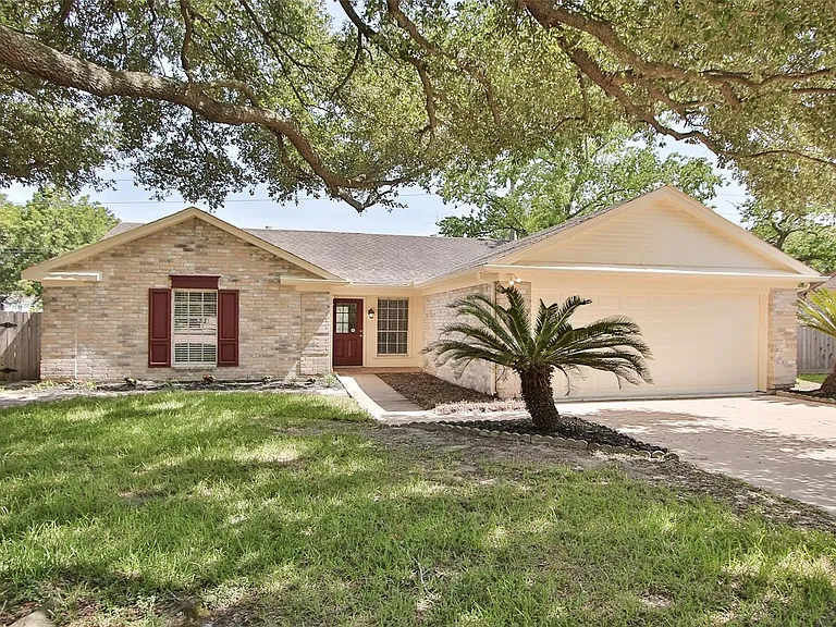 13303 Hampton Falls Dr — Photo 1