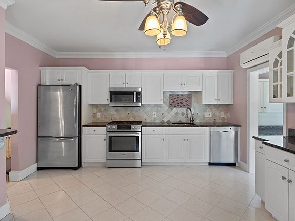 4th image of 23-25 Church St #1
