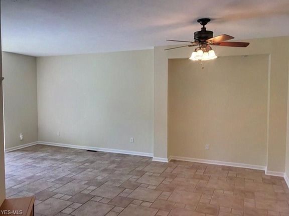 5th image of 276 Vista Cir #18C
