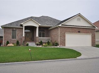 8405 E Oxford Cir, Wichita, KS 67226