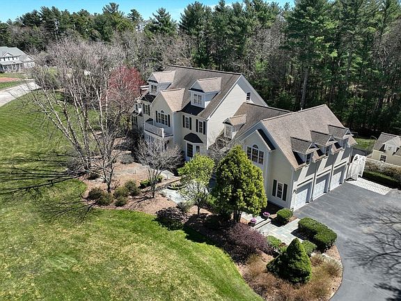 2nd image of 299 Country Club Way
