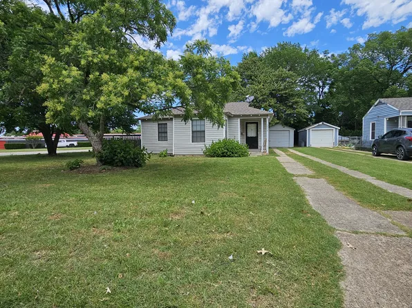 (undisclosed Address), River Oaks, TX 76114