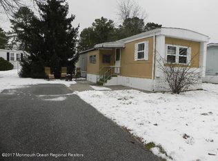 85 Beaver Ave, Whiting, NJ 08759