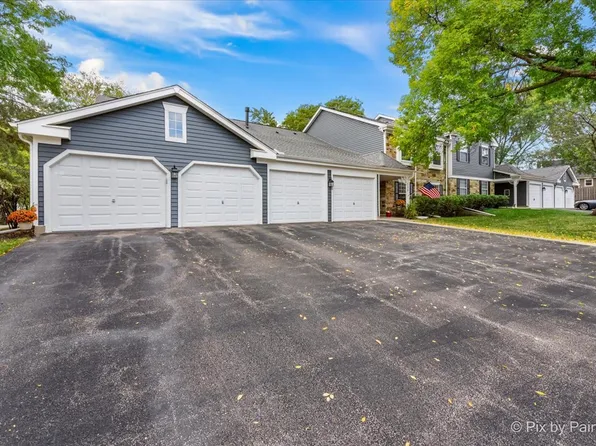 100 Waterbury Ln Unit N1, Schaumburg, IL 60193