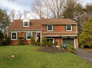 2015 Carolton Way, Flourtown, PA 19031