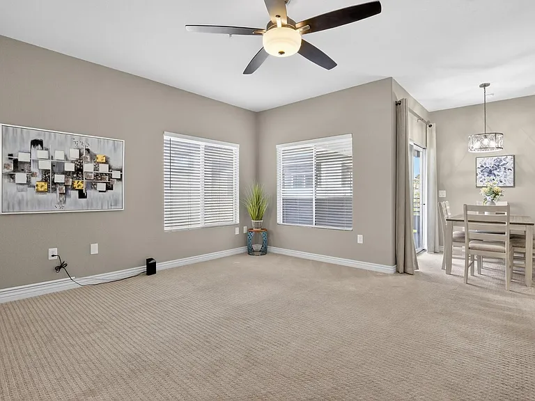 7401 W Arrowhead Clubhouse Dr #2045 — Photo 5