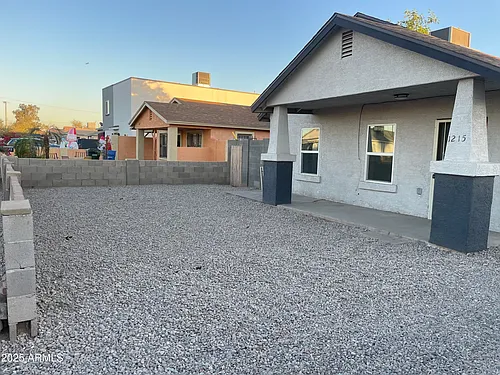 1215 W Pima St Photo 1