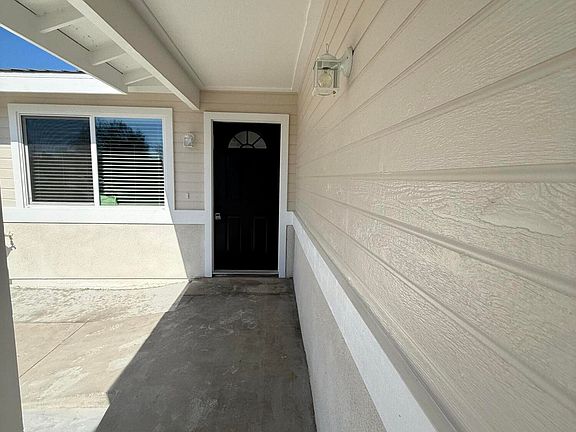 5th image of 834 Mohoff Court