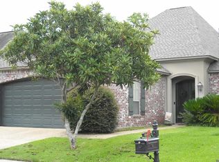 10655 Woodland Oaks Dr, Baton Rouge, LA 70809