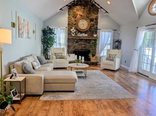 190 Oak St, Bridgewater, NJ 08807