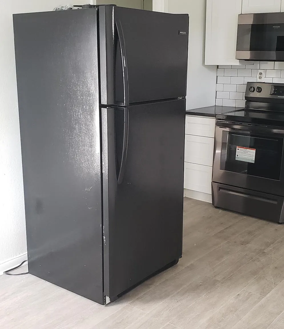 1 bed, 450 sqft, $900 — Photo 2