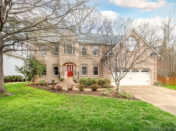 112 Sandalwood Ln, Yorktown, VA 23693