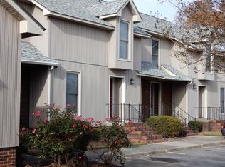 205 Roundtree Dr, Elizabeth City, NC 27909