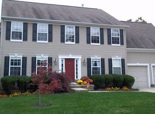 305 Joann Dr, Egg Harbor Township, NJ 08234