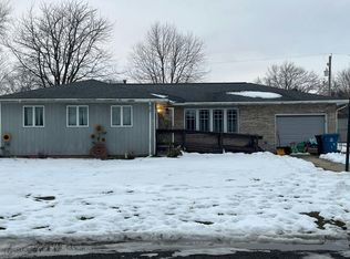 416 Westhaven Dr, Centralia, IL 62801