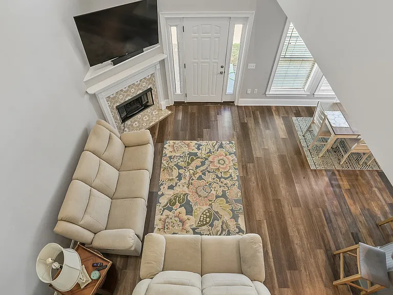 704 Kendal Ct — Photo 26