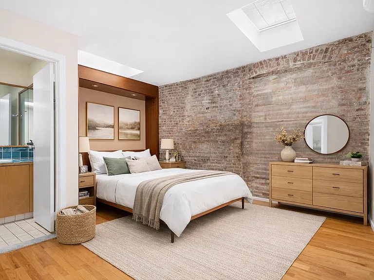 5 Doughty St — Photo 9