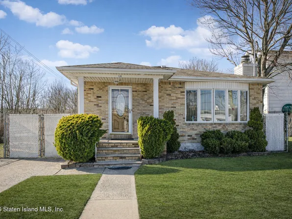 14 Montreal Ave, Staten Island, NY 10306