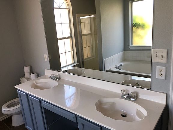 4th image of 1417 Southridge Ln