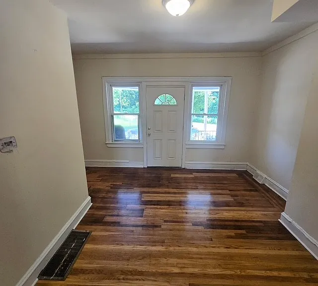 4904 N Smedley St — Photo 3