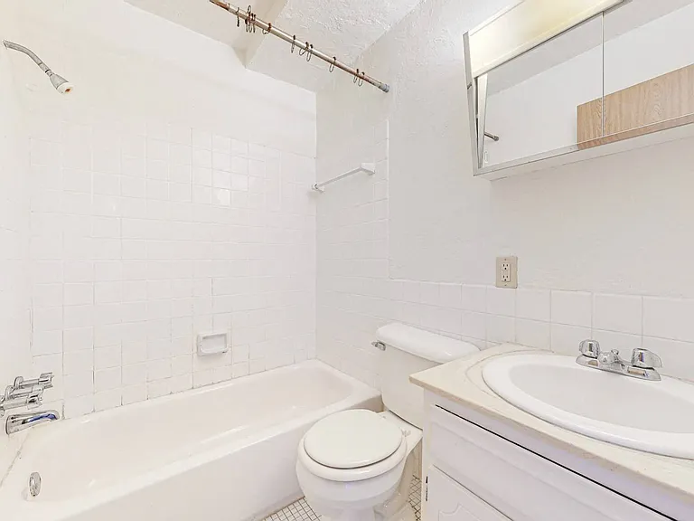 The Park Apartments — Photo 118