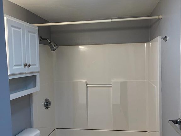 4th image of 10 Fenway St #5