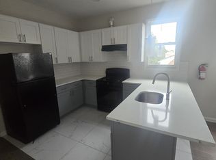 217 Chadwick Ave APT 3R, Newark, NJ 07108