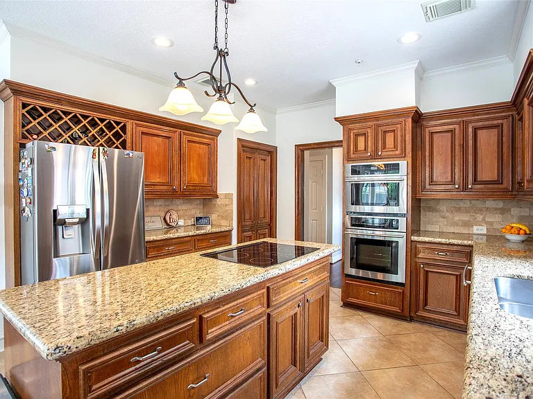 95 Rush Haven Dr — Photo 10