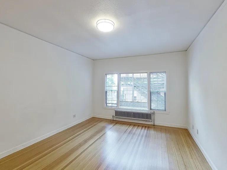 2644 Dwight Way — Photo 5