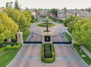 1698 E Gatwick Ln, Fresno, CA