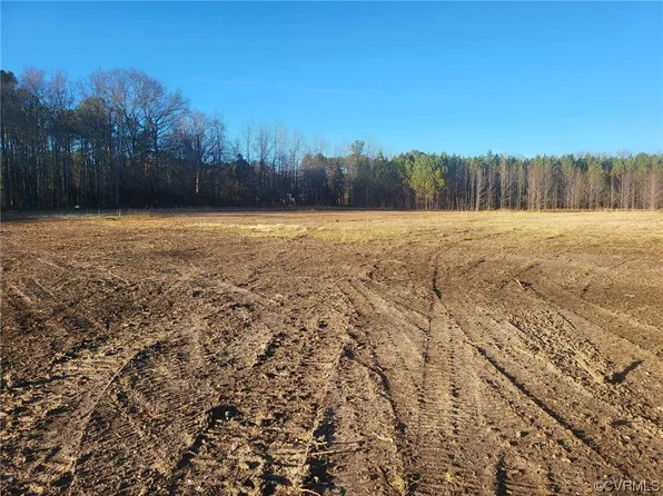 5100 Hickory Rd #1, Petersburg, VA 23803