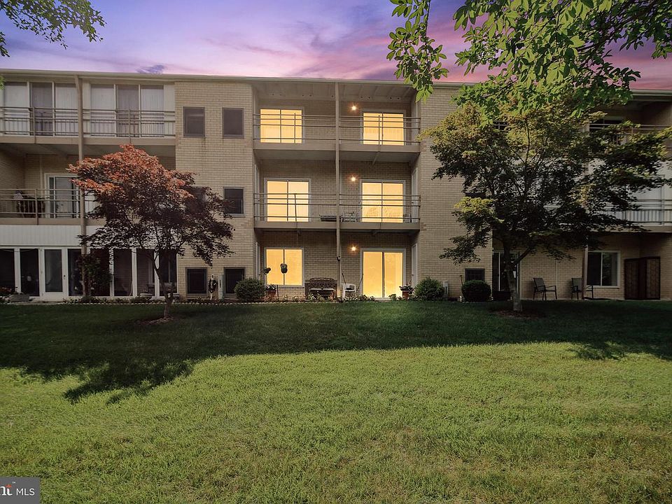 1st image of 15121 Glade Dr #13-3D